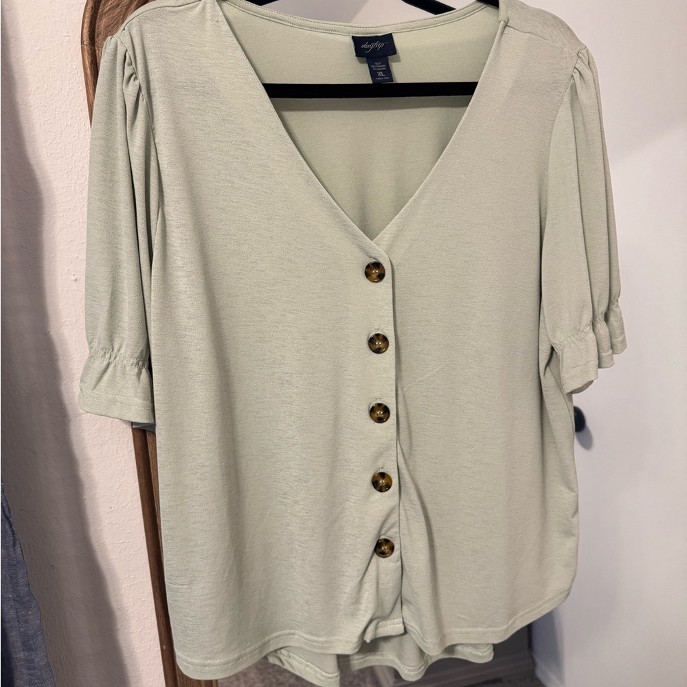 Apt. 9 Light Green Button-Down Shirt